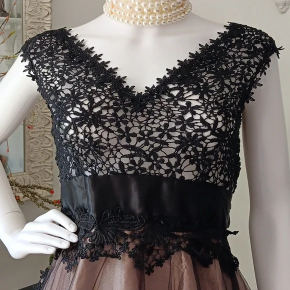 NWOT Party Cocktail Dress Size S/M - Picture 3 of 8